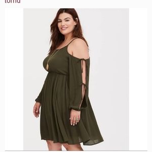 Torrid Tie Sleeve Army Green Dress Size 0